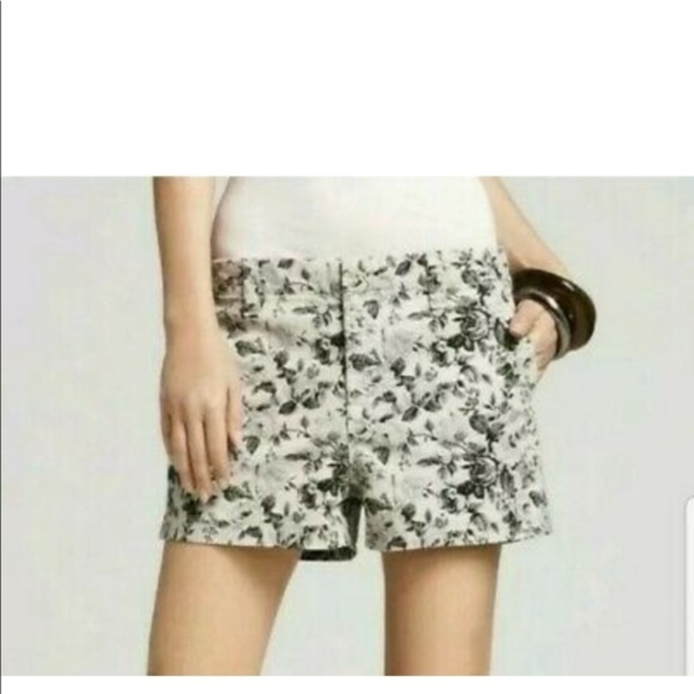 J Brand Lola Floral Print Shorts Size 29‎
